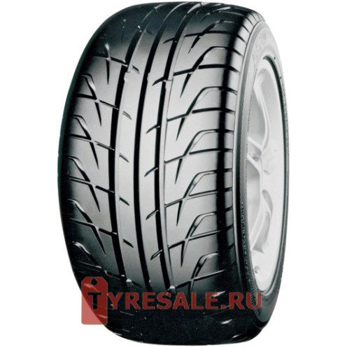 Yokohama A520 215/45 R17 87 W Yokohama A520 215/45 R17 87 W